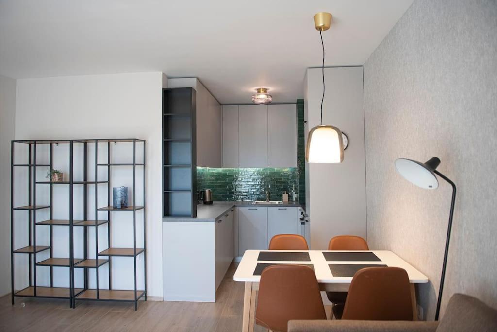 Madrid: A Modern 2-Bedroom Apartment With Parking Sofia Exterior photo